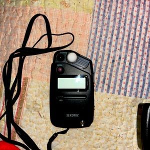 Sekonic L-308S Flashmate light meter. Digital light meter tool. Exposure meter.